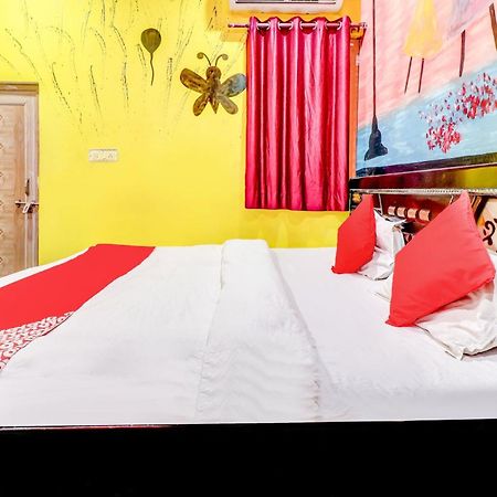 Hotel Spot On Siddhi Maa Gválijar Exteriér fotografie